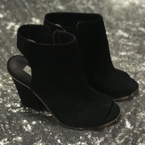 Steve Madden Open Toed Booties